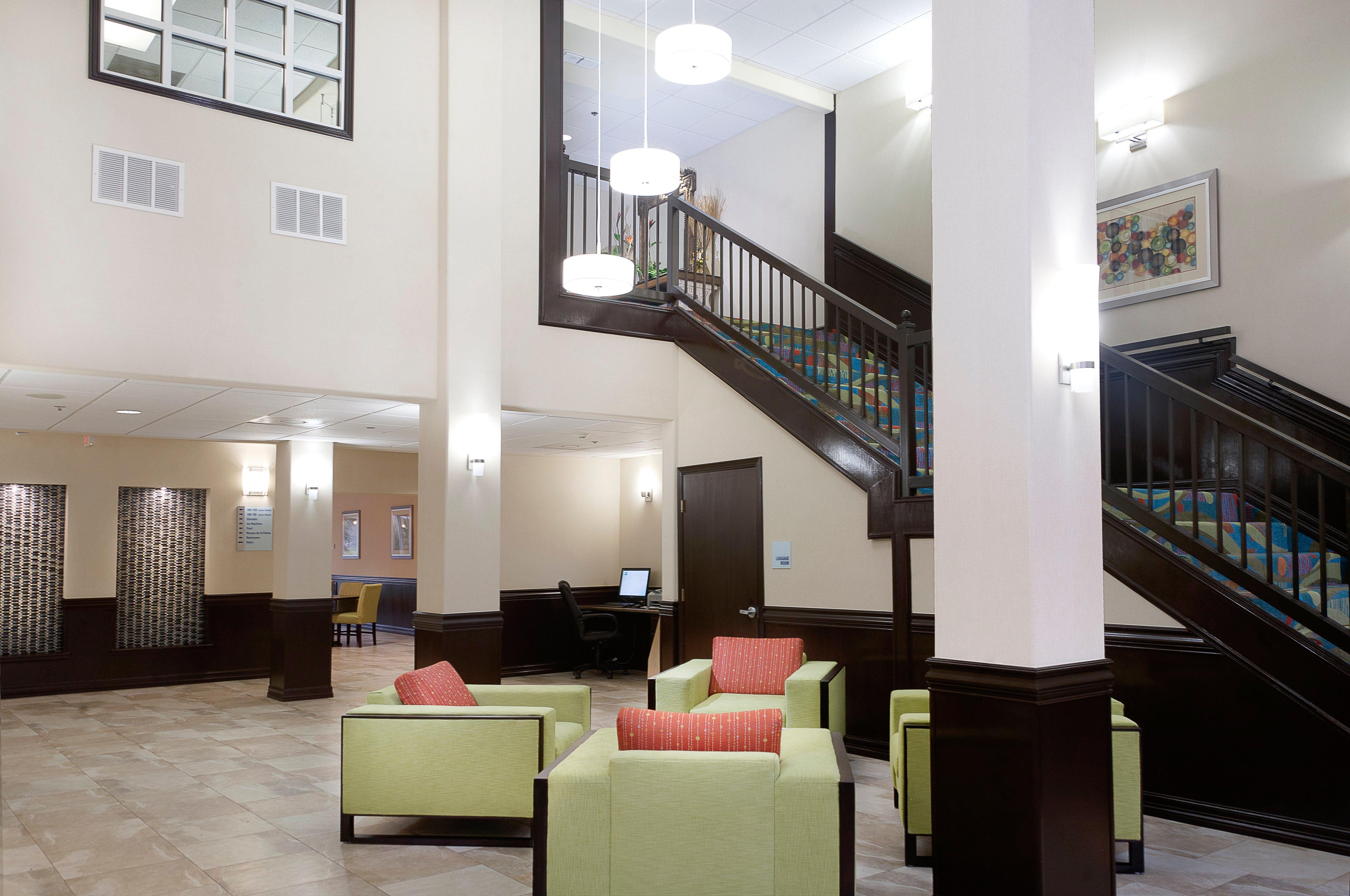 Holiday Inn Express Hotel And Suites Brownsville By Ihg Exterior foto