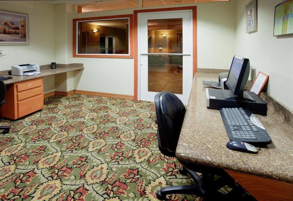 Holiday Inn Express Hotel And Suites Brownsville By Ihg Exterior foto